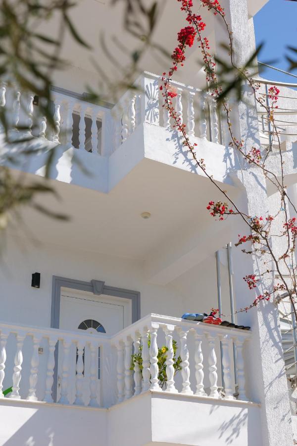Aparthotel Vila Unique Ksamil Zewnętrze zdjęcie