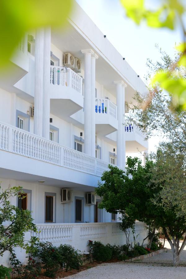Aparthotel Vila Unique Ksamil Zewnętrze zdjęcie