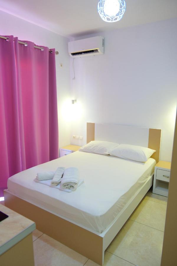 Aparthotel Vila Unique Ksamil Zewnętrze zdjęcie